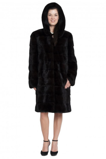 Норковая шуба поперечка с капюшоном в черном цвете